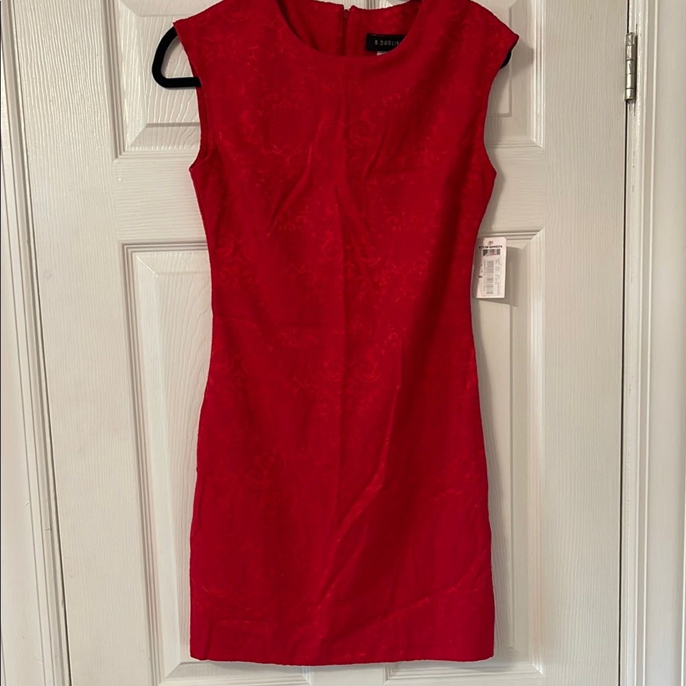 NWT B Darlin Red Sheath Mini Dress Crew Neck Sleeveless SIZE 9/10